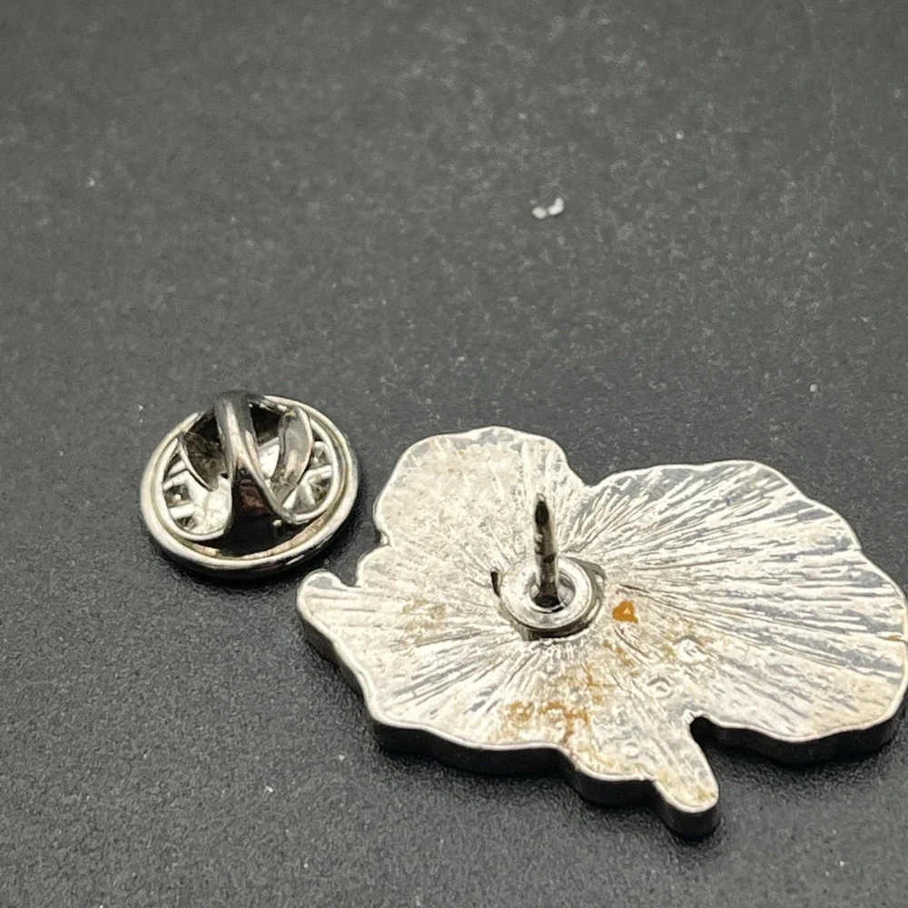Pokemon Vulpix Cartoon‎ Cute Lapel Hat Pin